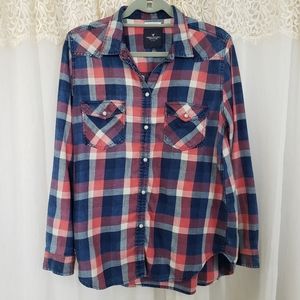 American Eagle Boyfriend Cut Plaid w/ Snaps 0216